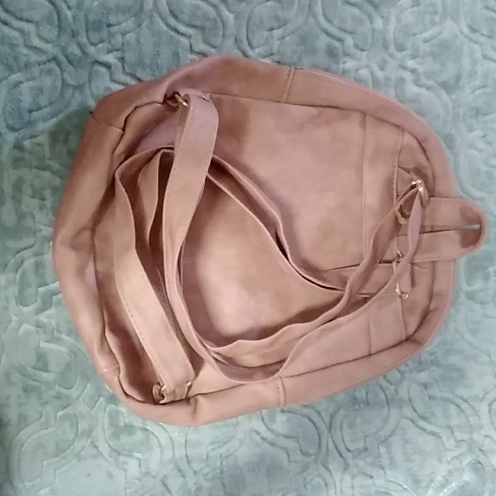 Mini Bagpack - Picture 2 of 6